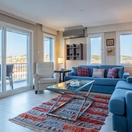 Flat W Sea View Balcony 3 Min To Marina *