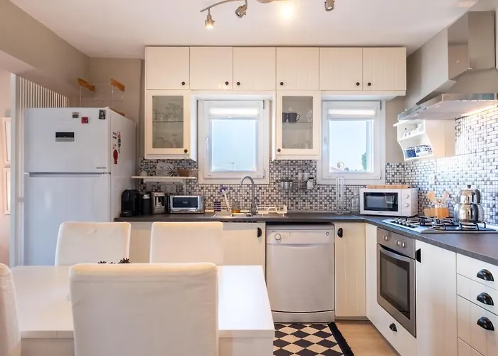 公寓 Flat W Sea View Balcony 3 Min To Marina